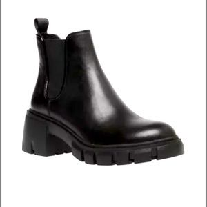 Black Steve Madden Howler Boots